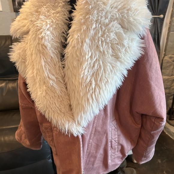 Free People Lolo Pink Denim Jacket with Faux Fur Size M - Picture 7 of 9
